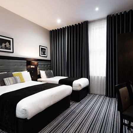 The W14 Kensington Hotel London Bagian luar foto