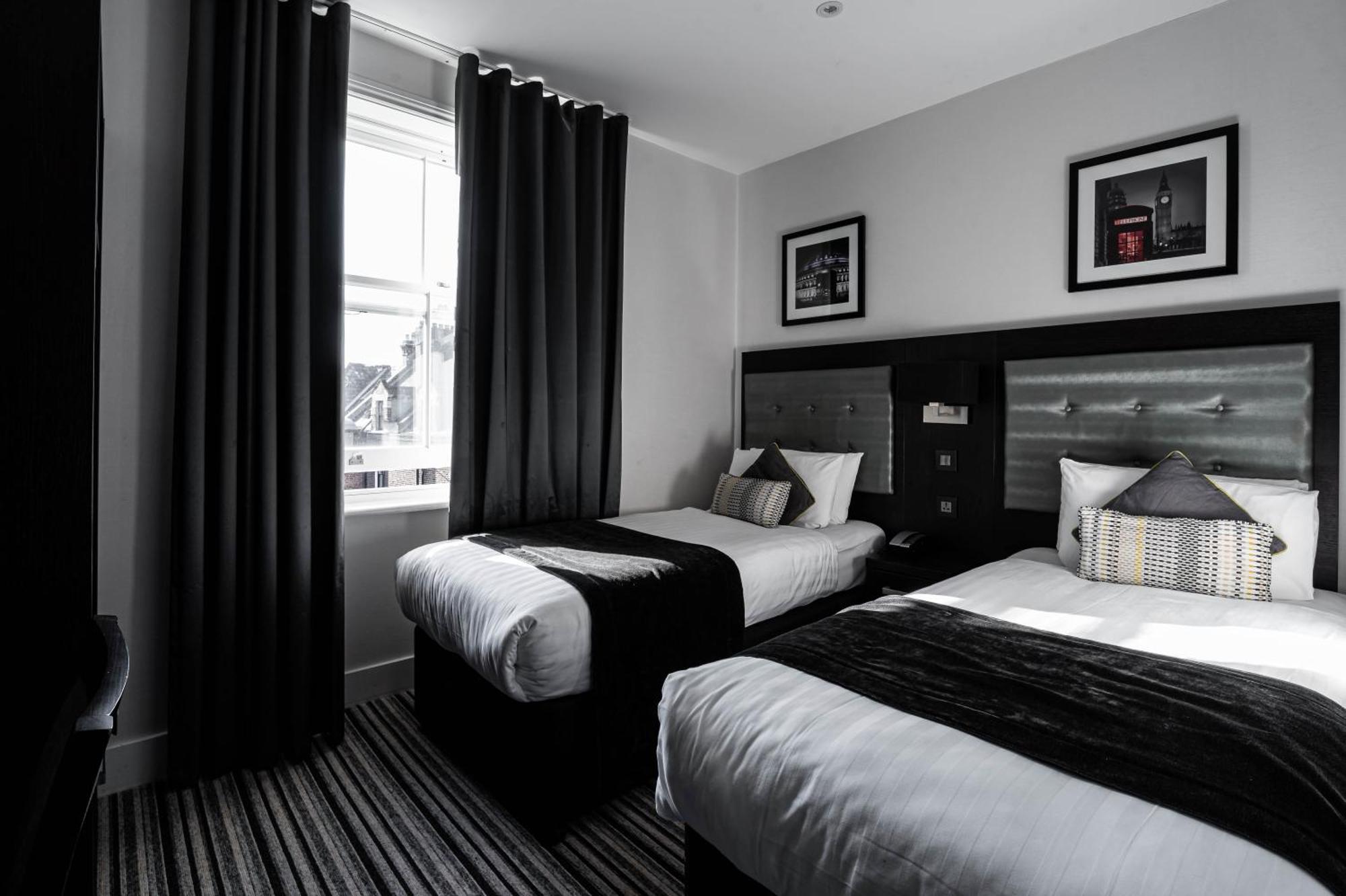 The W14 Kensington Hotel London Bagian luar foto
