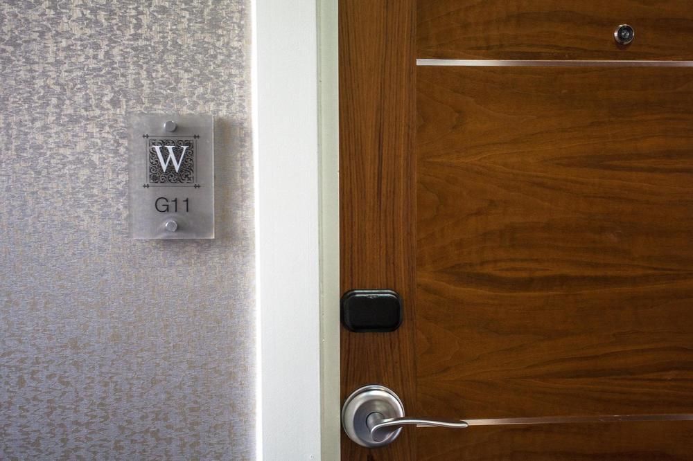 The W14 Kensington Hotel London Bagian luar foto