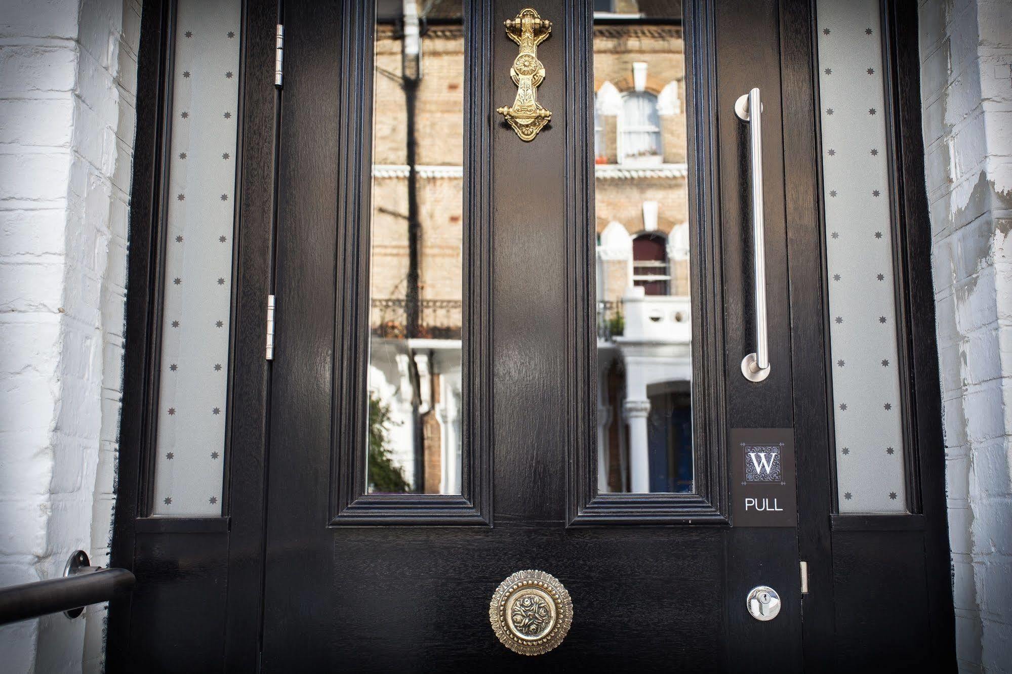The W14 Kensington Hotel London Bagian luar foto